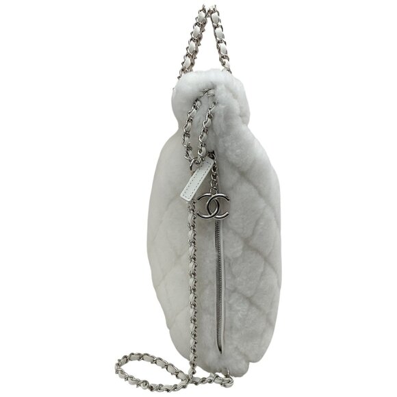 Chanel 2034 White Shearling Backpack main image 8